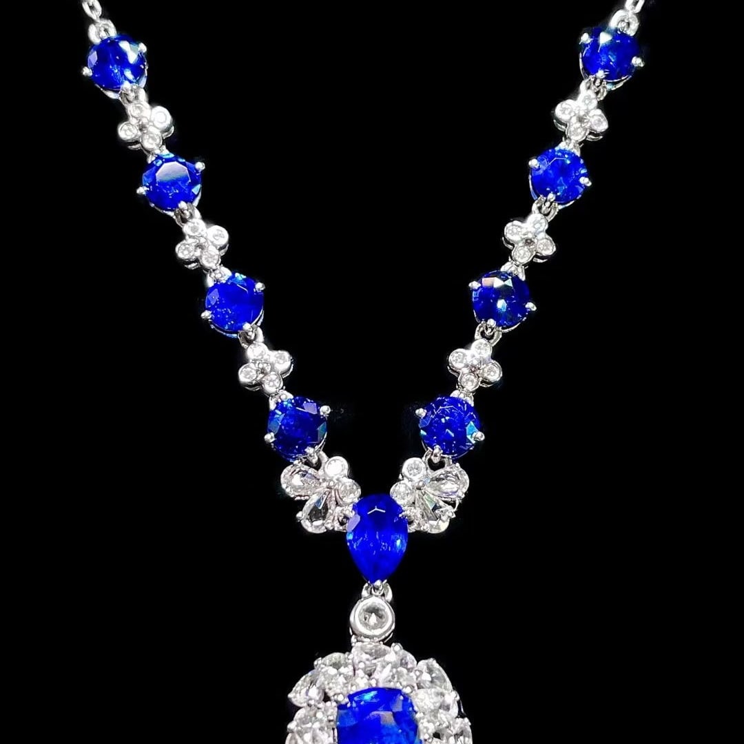 14k Gold 3.94 Ctw Natural Sapphire & Sapphire Necklace: Ref:231103062 // gold content:14k gold // main gemstone:sapphire // shape:multiple // carat weight:3. 06ct // color:blue // treatment:natural // // adjacent gemstone 2 : sapphire // shape:pear // cara