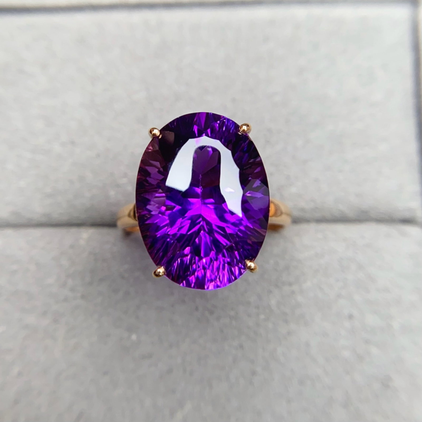 14k Gold 9.42 Ctw Natural Amethyst & Diamond Ring - 3
