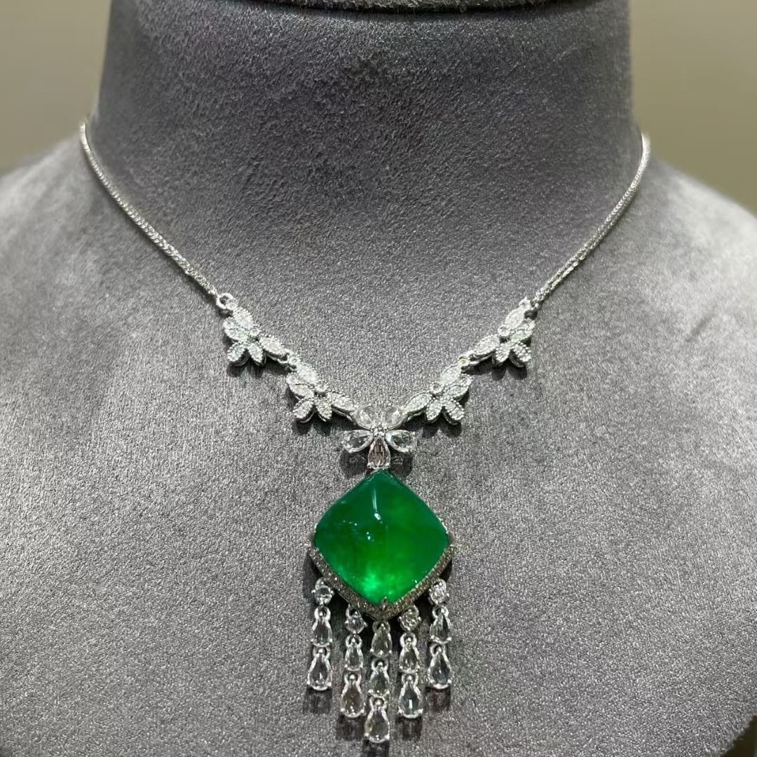 14k Gold 8.68 Ct Natural Emerald & Diamond Necklace - 5