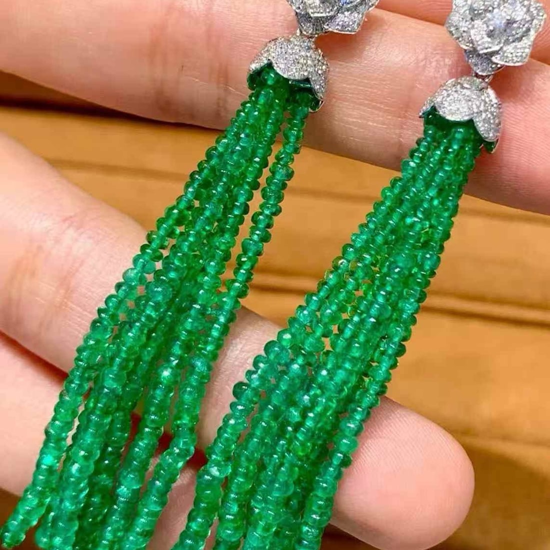 14k Gold 22.8 Ct Natural Emerald & Diamond Earrings - 2