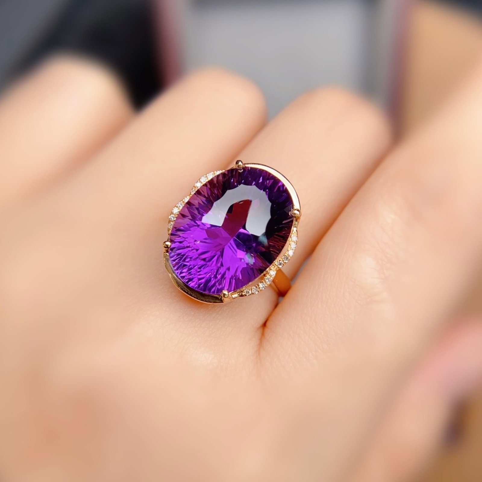 14k Gold 9.76 Ctw Natural Amethyst & Diamond Ring - 4
