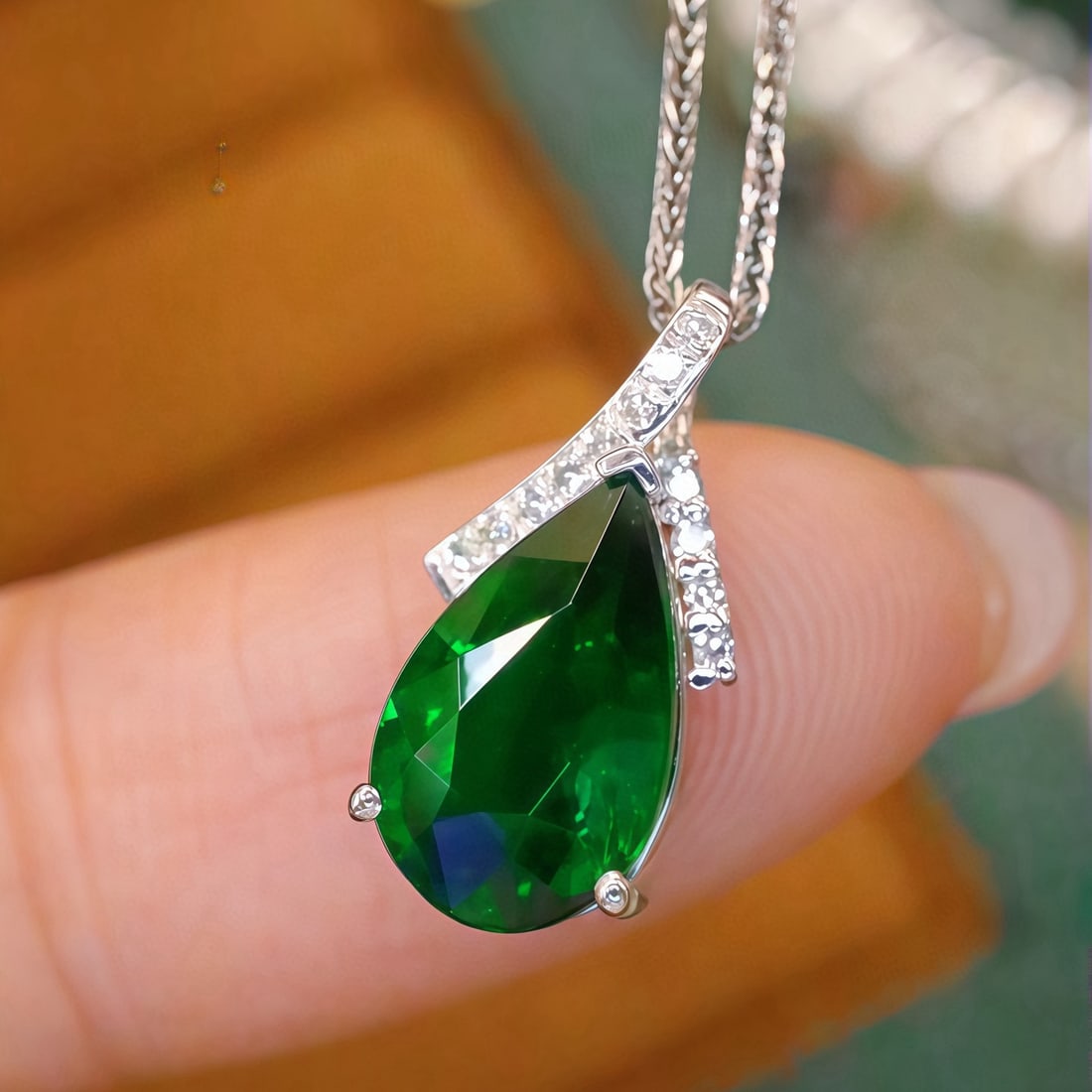 14k Gold 2.09 Ctw Vivid Green Natural Tsavorite & Diamond Pendant( Without Chain ) - 2