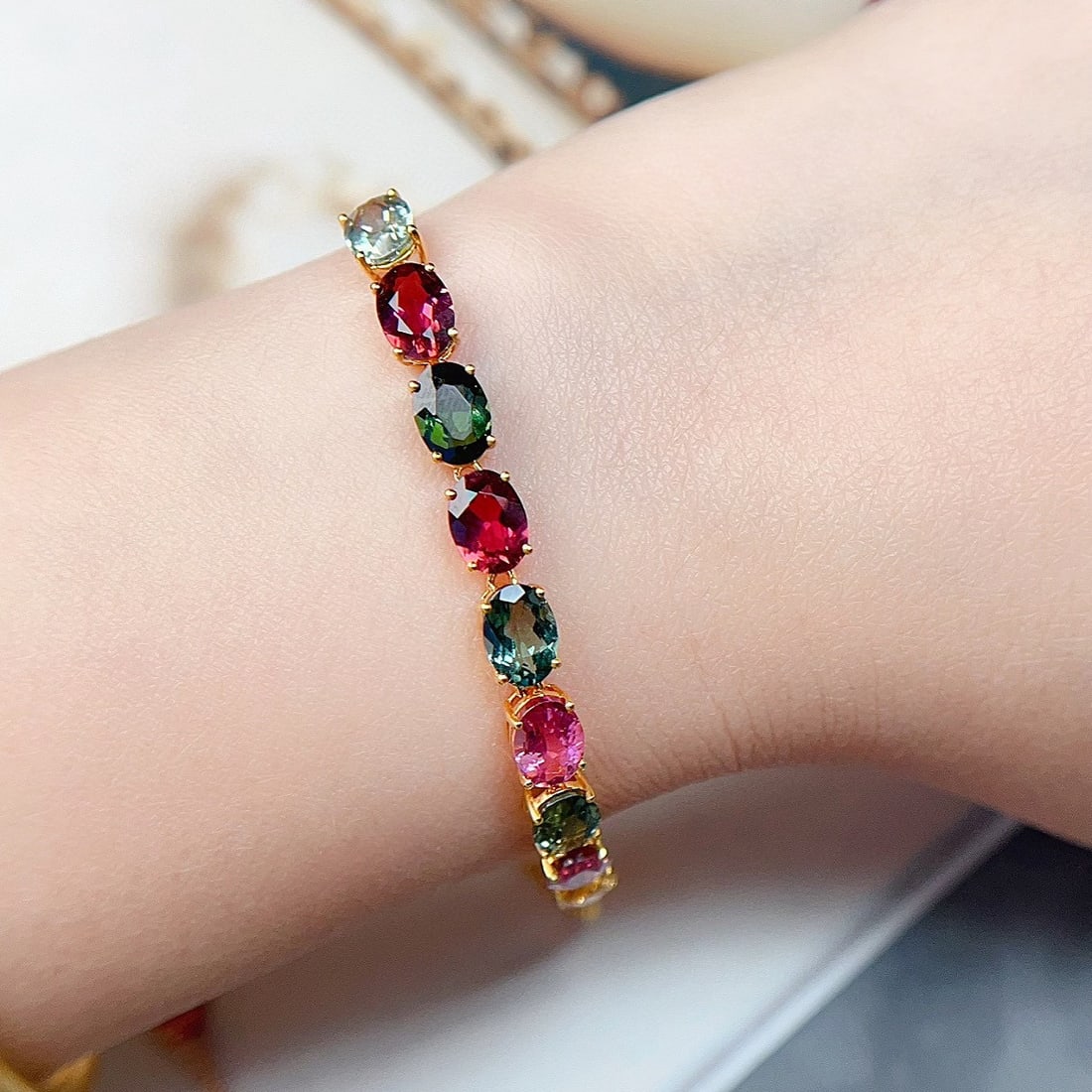 14k Gold 6.8 Ct Natural Tourmaline Bracelet - 4