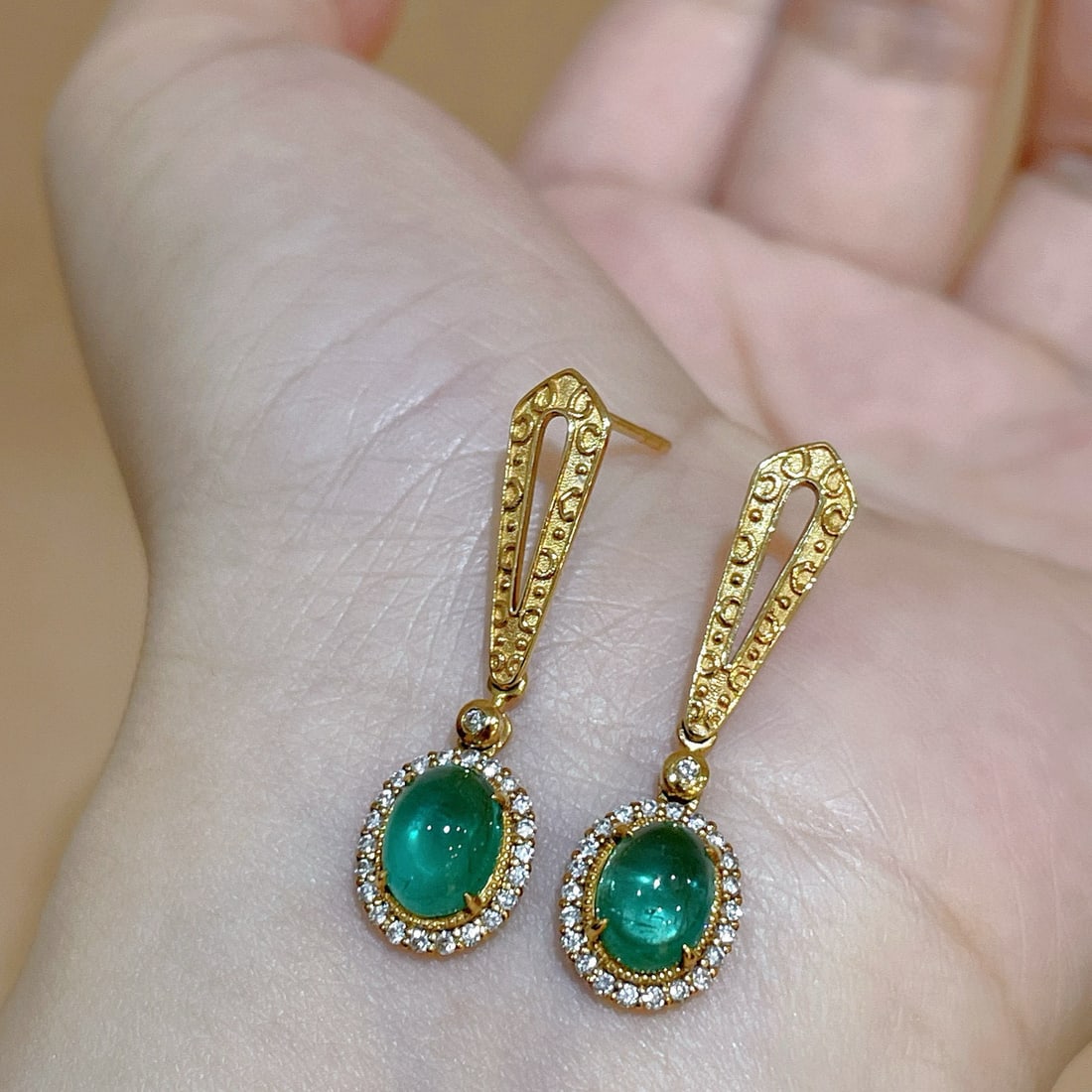 14k Gold 2.89 Ctw Natural Emerald & Diamond Earrings - 6