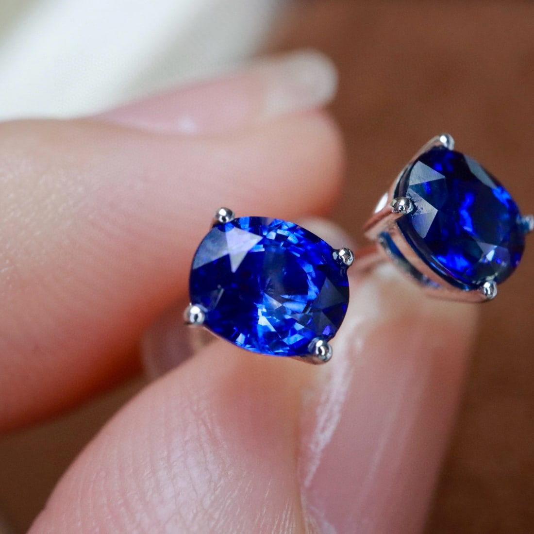 14k Gold 1.38 Ct Natural Sapphire Earrings - 2