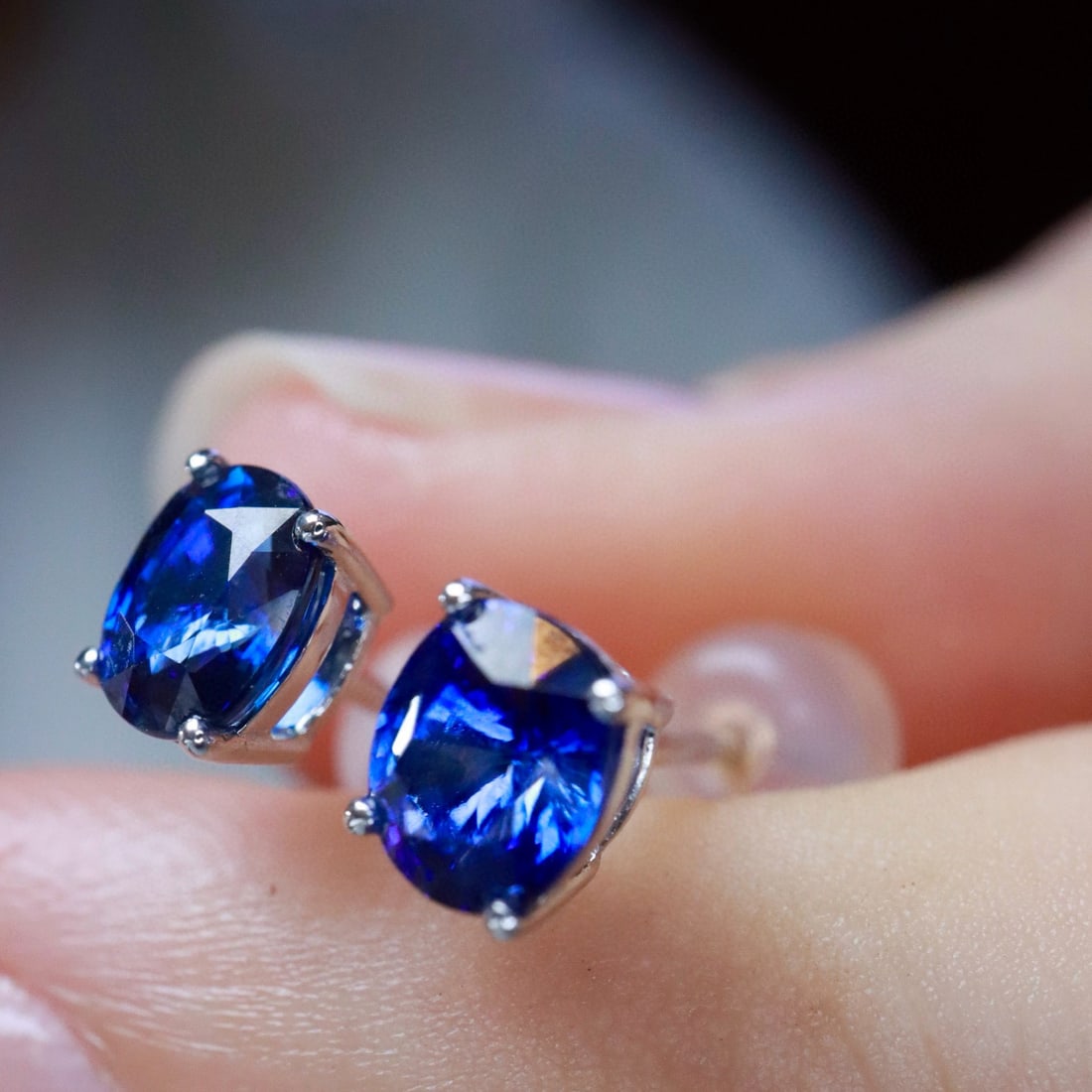 14k Gold 1.38 Ct Natural Sapphire Earrings - 5