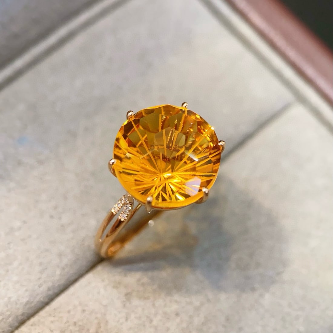 14k Gold 6.89 Ctw Natural Citrine & Diamond Ring: Ref:231103226 // gold content:14k gold // ring size:7. 25us // // main gemstone:citrine // shape:round // carat weight:6. 85ct // color:yellow // treatment:natural // cut grade:g // // adjacent