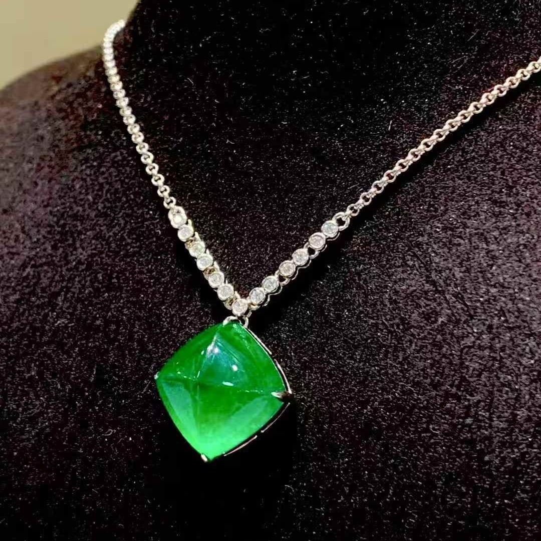 14k Gold 8.88 Ct Vivid Green Natural Emerald & Diamond Necklace - 2
