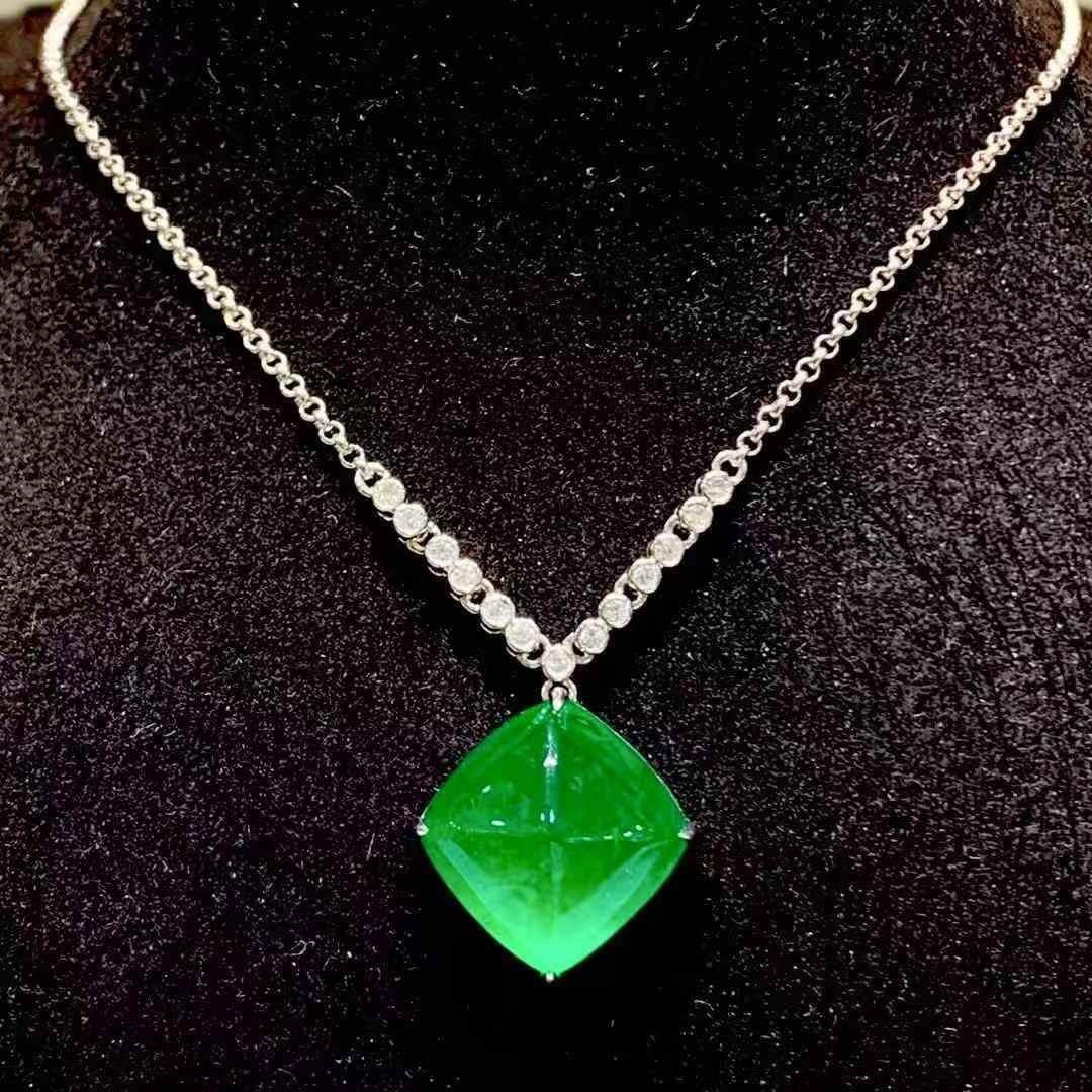 14k Gold 8.88 Ct Vivid Green Natural Emerald & Diamond Necklace - 3