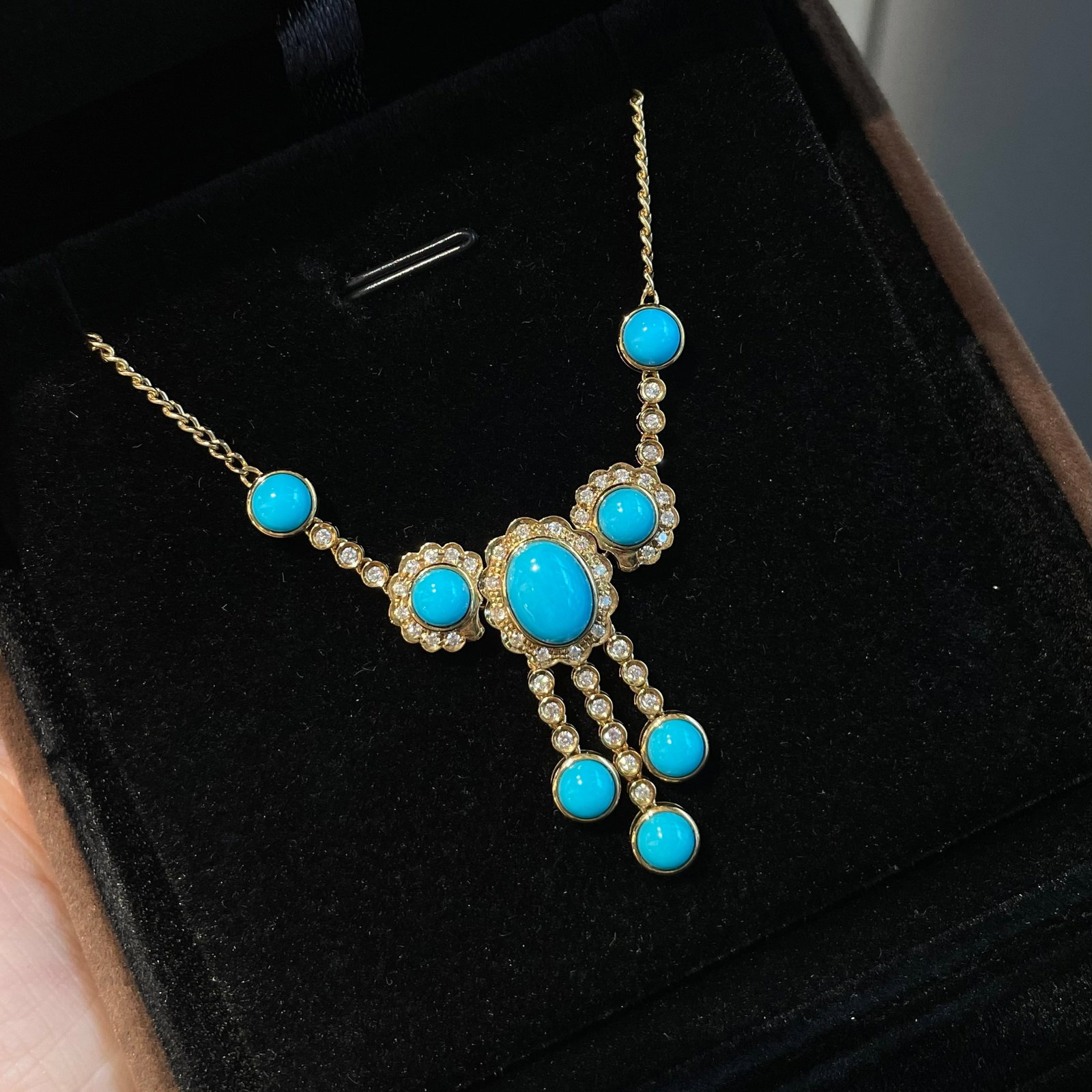 14k Gold 6 Ct Natural Blue Turquoise & Diamond Necklace - 2