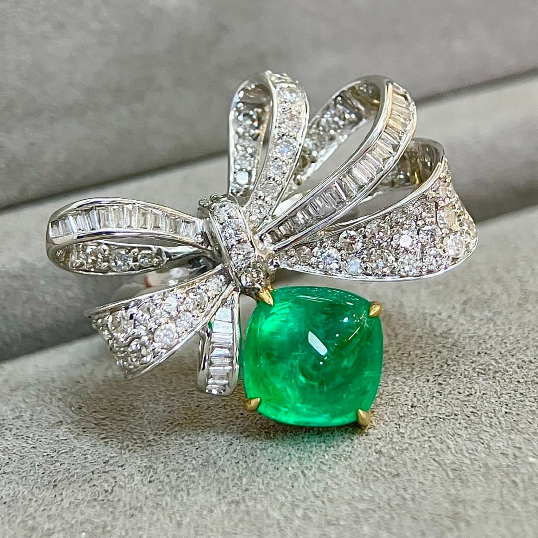 14k Gold 3.56 Ctw Vivid Green Natural Emerald & Diamond Ring - 2