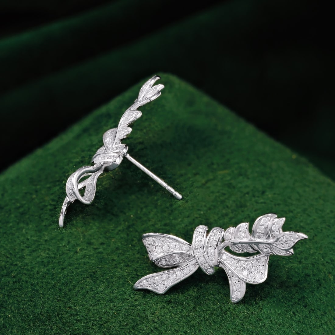 14k Gold 0.86 Ct Natural H Diamond Earrings - 3
