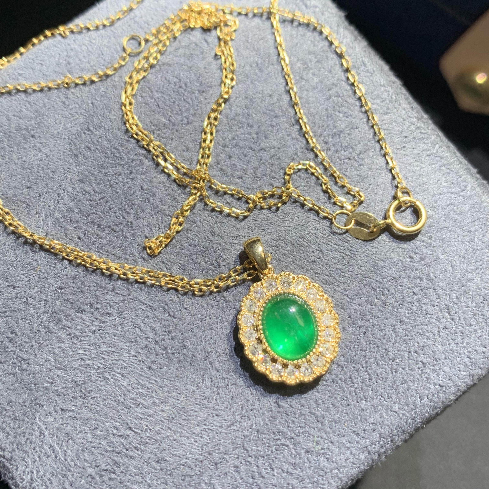 14k Gold 1.04 Ctw Natural Emerald & Diamond Necklace - 4