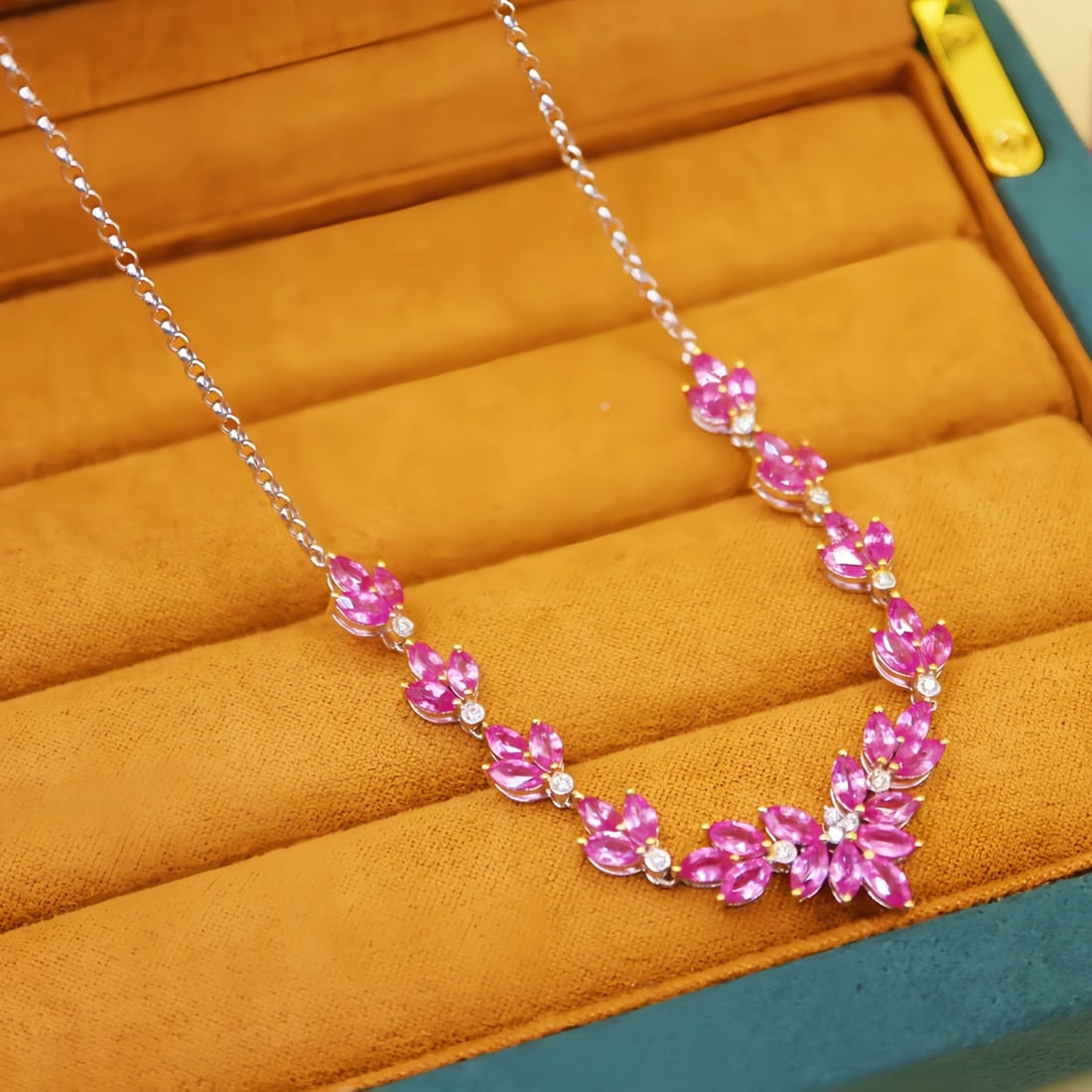 14k Gold 7.35 Ctw Natural Padparadscha Sapphire & Diamond Necklace - 3