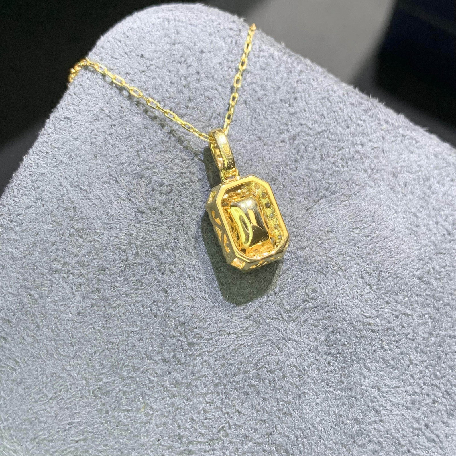 14k Gold 0.92 Ctw Natural Emerald & Diamond Pendant( Without Chain ) - 6