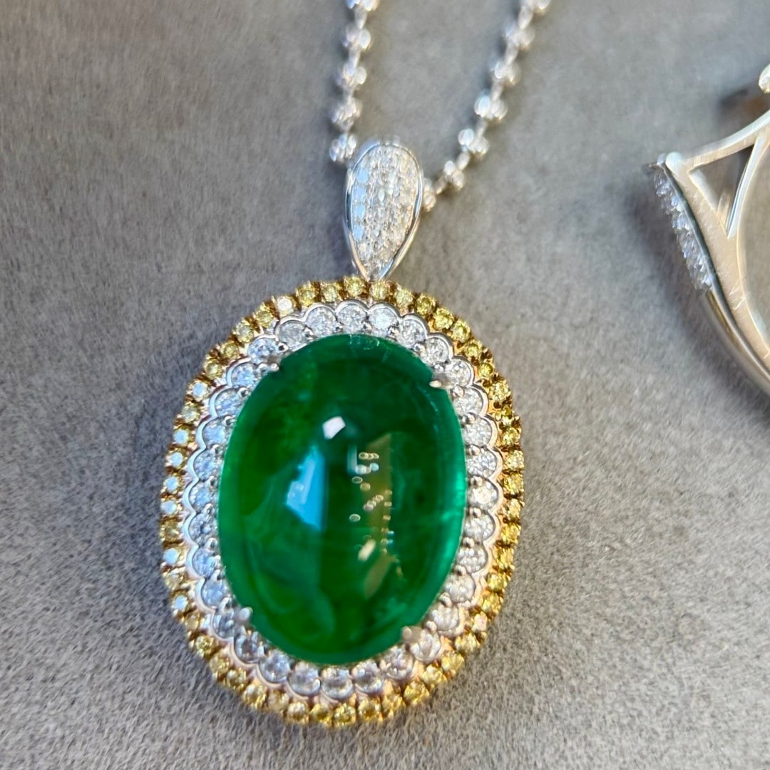 14k Gold 10.64 Ctw Vivid Green Natural Emerald & Diamond Ring/pendant( Without Chain ) - 3