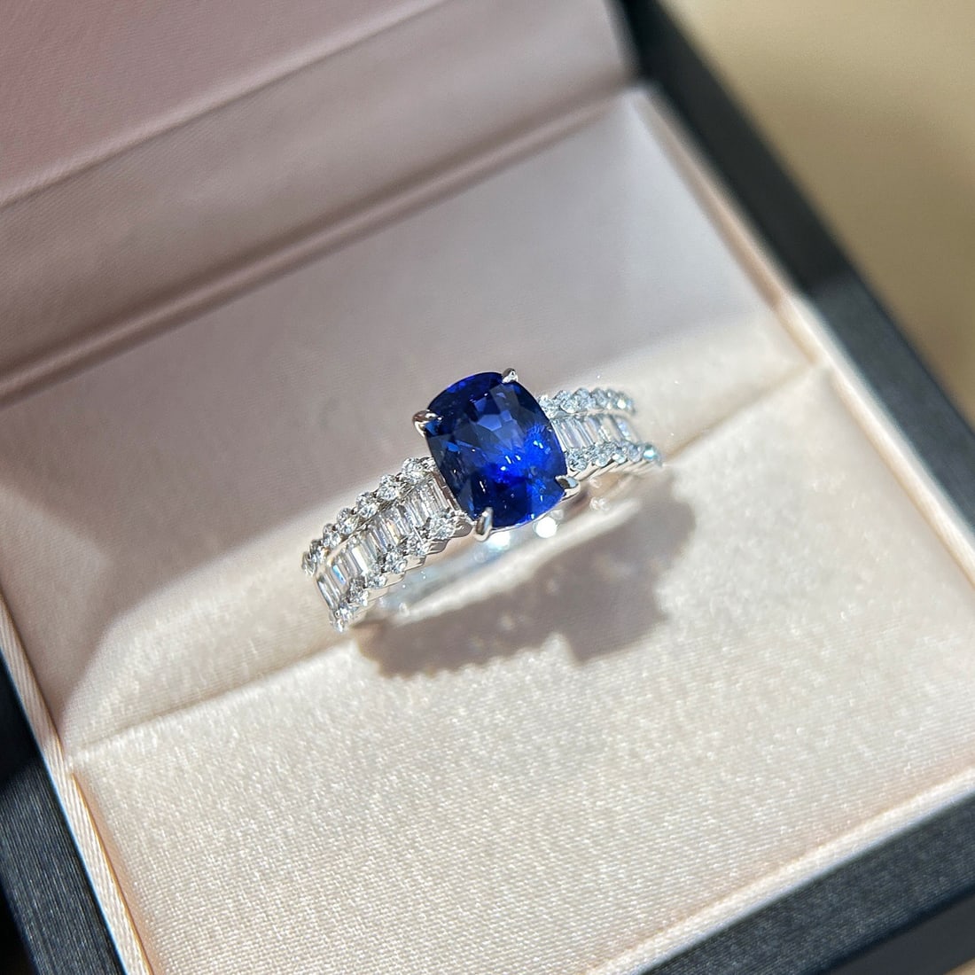 14k Gold 2.55 Ctw Natural Sapphire & Diamond Ring - 2