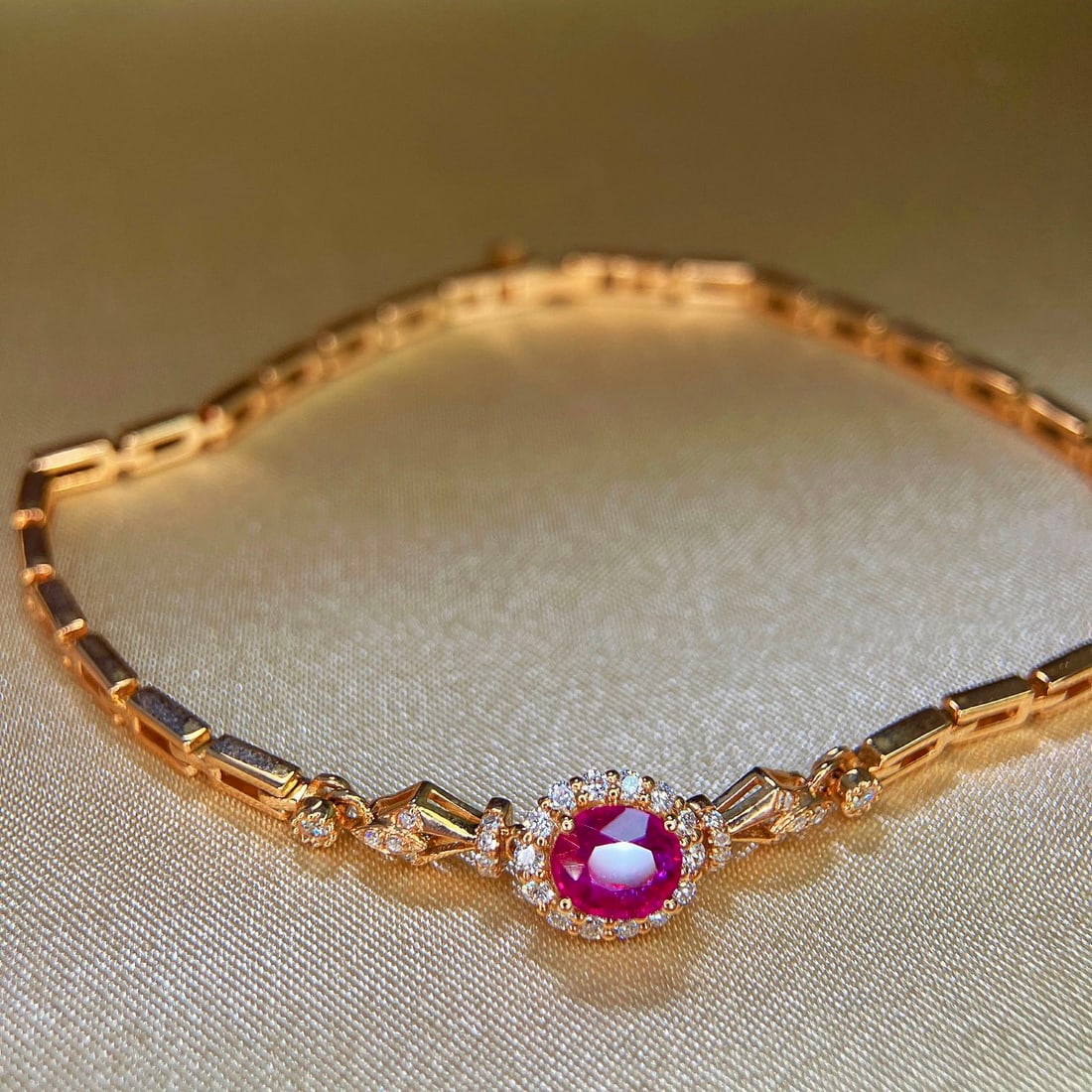 14k Gold 0.72 Ctw Natural Ruby & Diamond Bracelet - 4