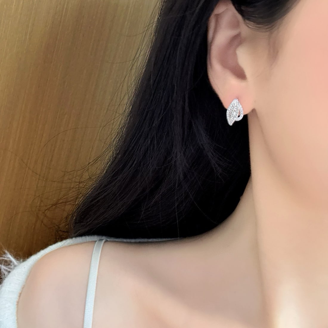 14k Gold 0.58 Ct Natural H Diamond Earrings - 3