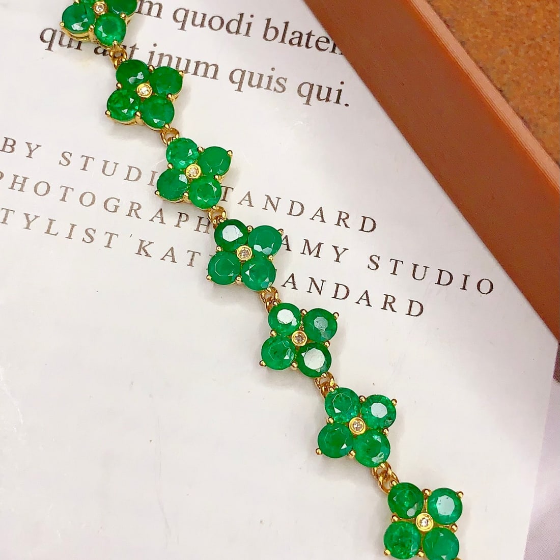 14k Gold 8.8 Ct Natural Emerald & Diamond Bracelet - 3