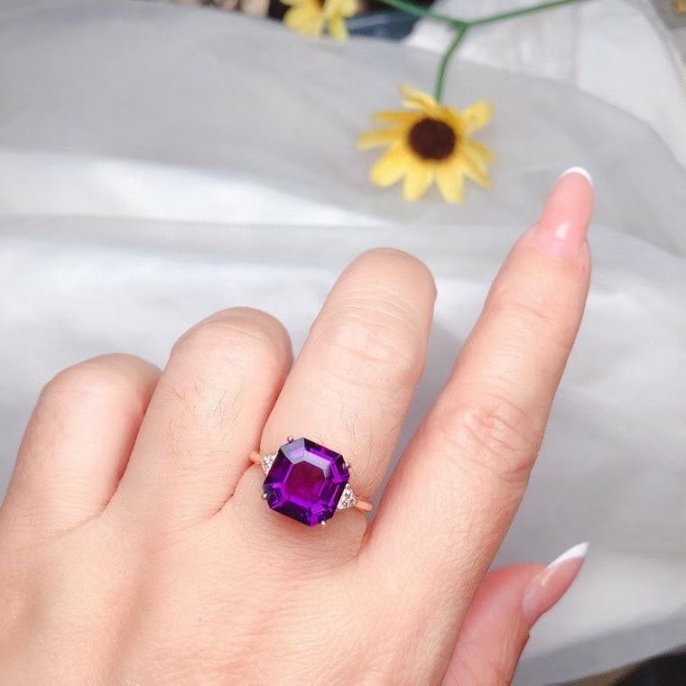 14k Gold 4.15 Ct Natural Amethyst & Diamond Ring - 4