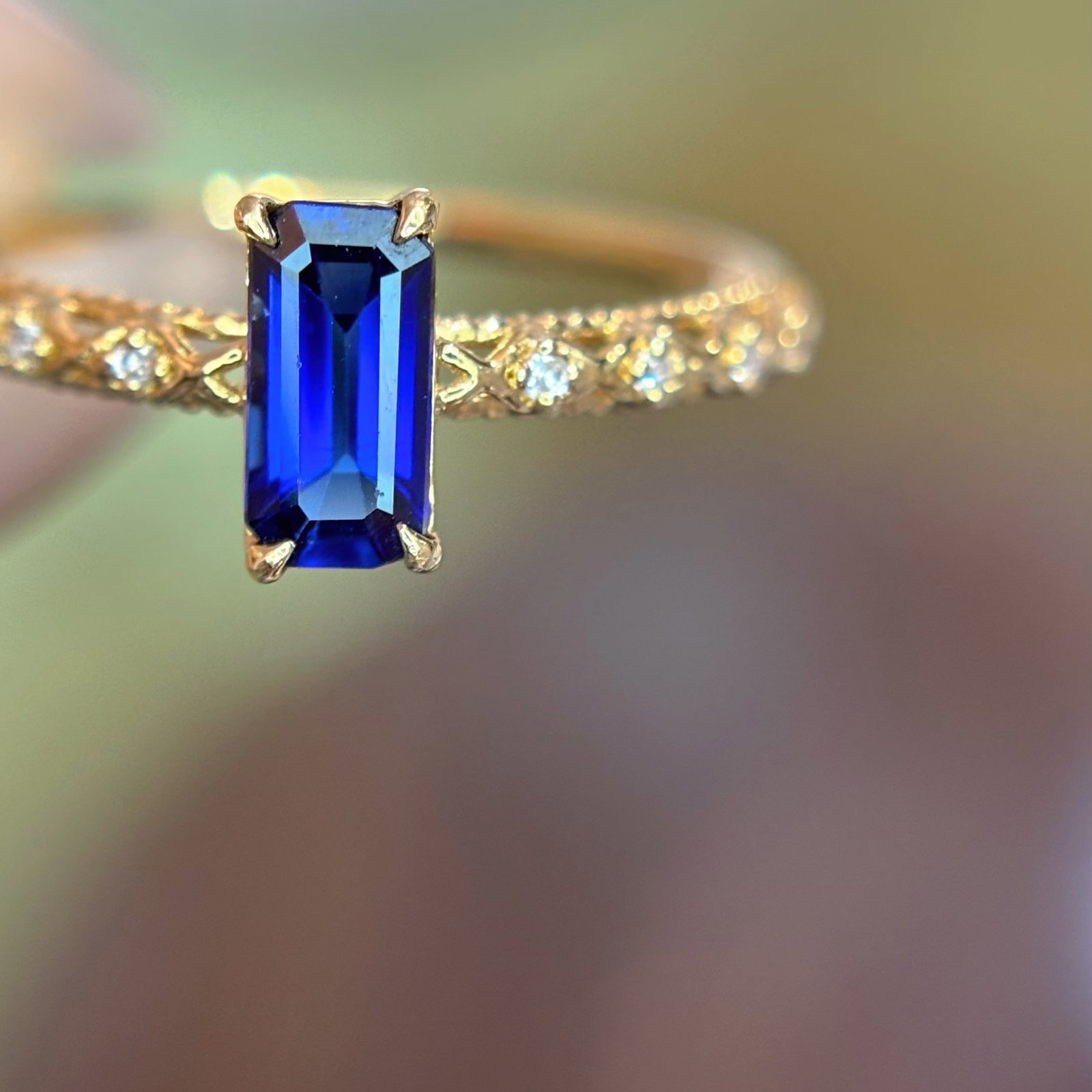 14k Gold 0.53 Ct Natural Sapphire & Diamond Ring - 4
