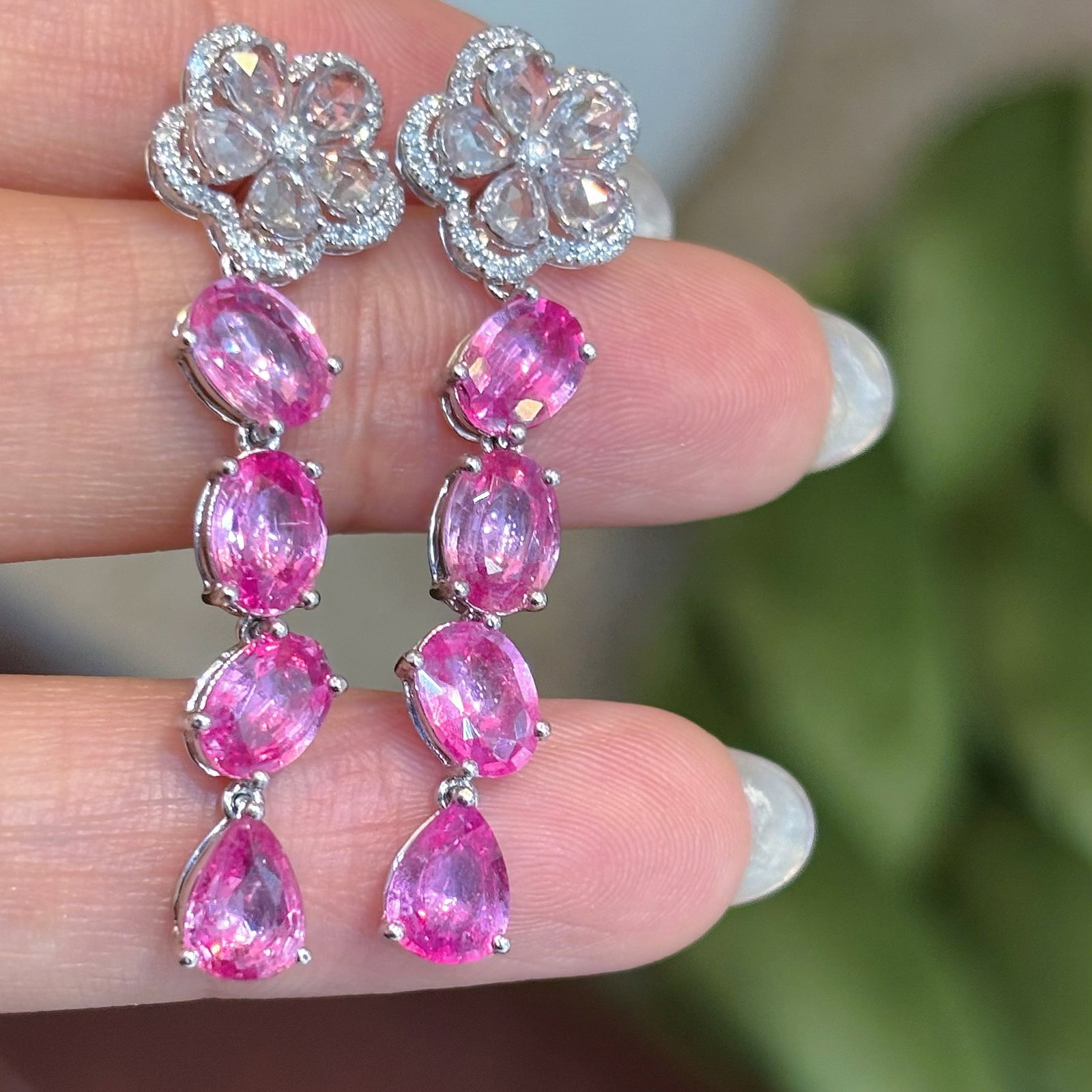 14k Gold 6.02 Ct Natural Sapphire & Sapphire & Diamond Earrings - 4