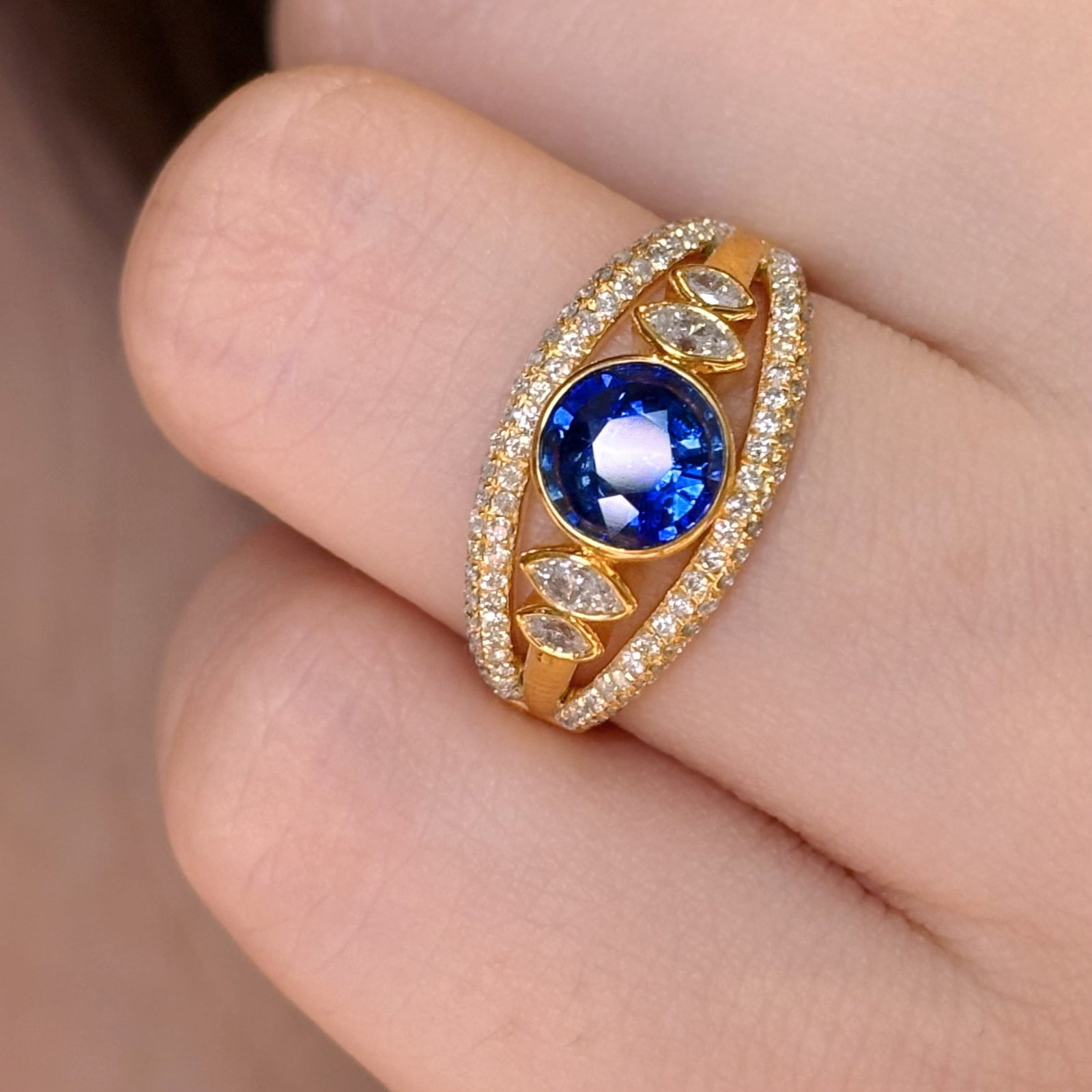 14k Gold 1 Ct Natural Sapphire & Diamond Ring - 2