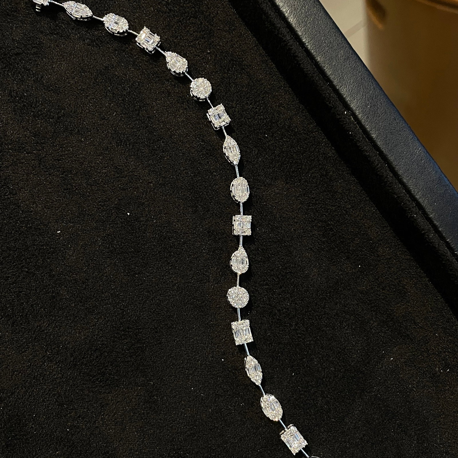 14k Gold 1.80 Ct Natural H Diamond Bracelet - 7