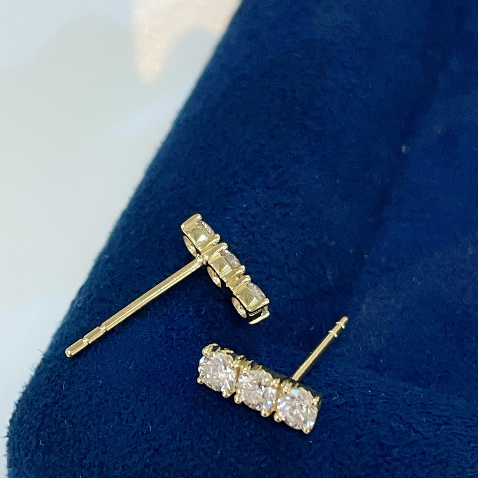 14k Gold 0.46 Ct Natural H Diamond Earrings - 2