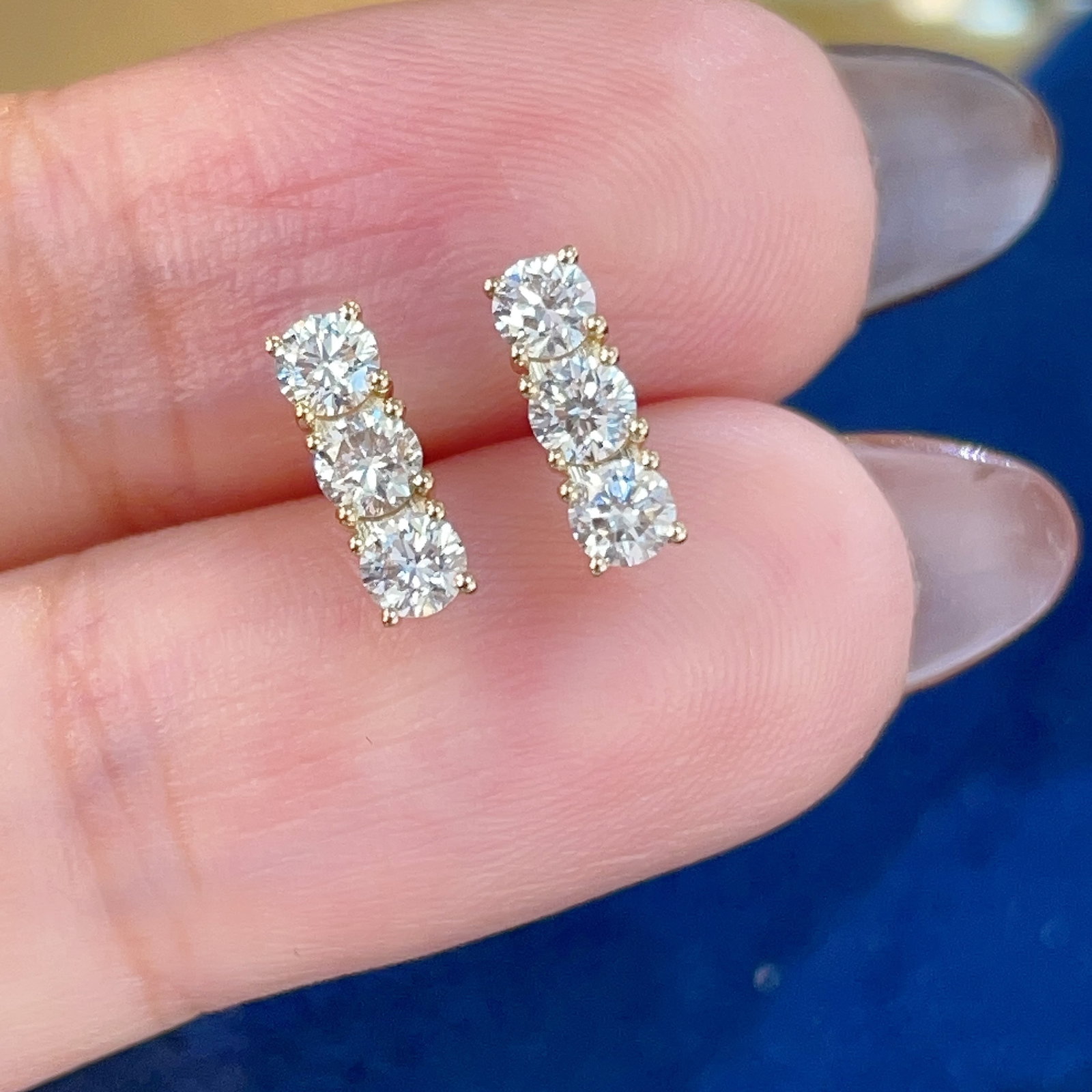 14k Gold 0.46 Ct Natural H Diamond Earrings - 4