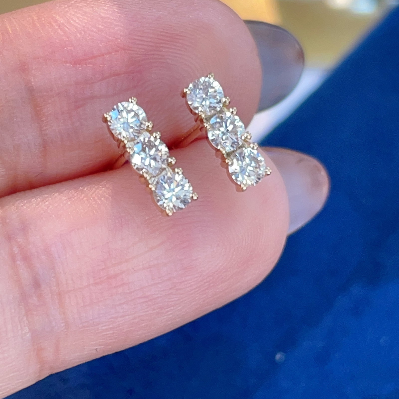 14k Gold 0.46 Ct Natural H Diamond Earrings - 5