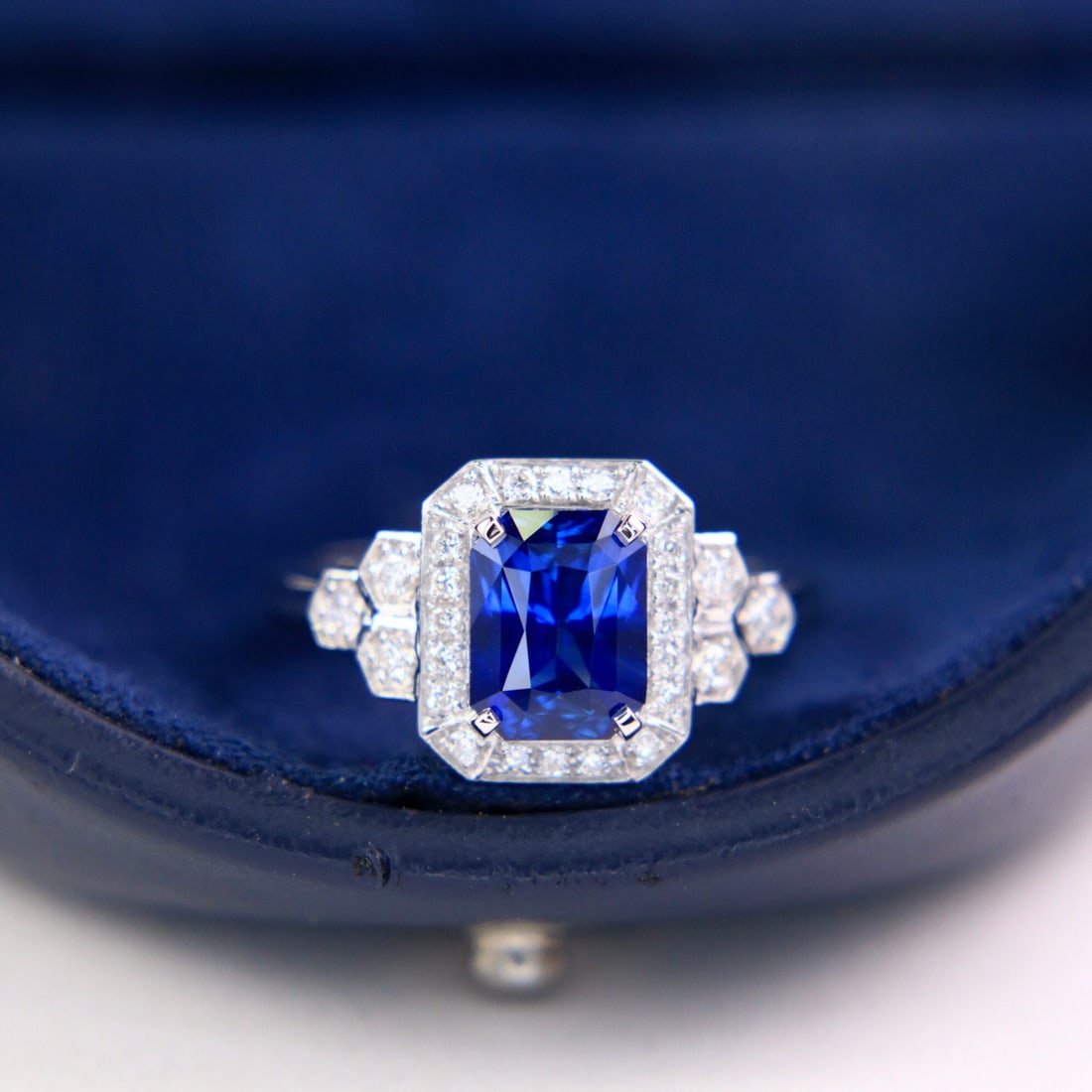 14k Gold 2.43 Ctw Natural Sapphire & Diamond Ring: Ref:231104230 // gold content:14k gold // ring size:7. 25us // // main gemstone:sapphire // shape:octagonal // carat weight:2. 23ct // color:royal blue // treatment:natural // // adjacent gemstone 2 :