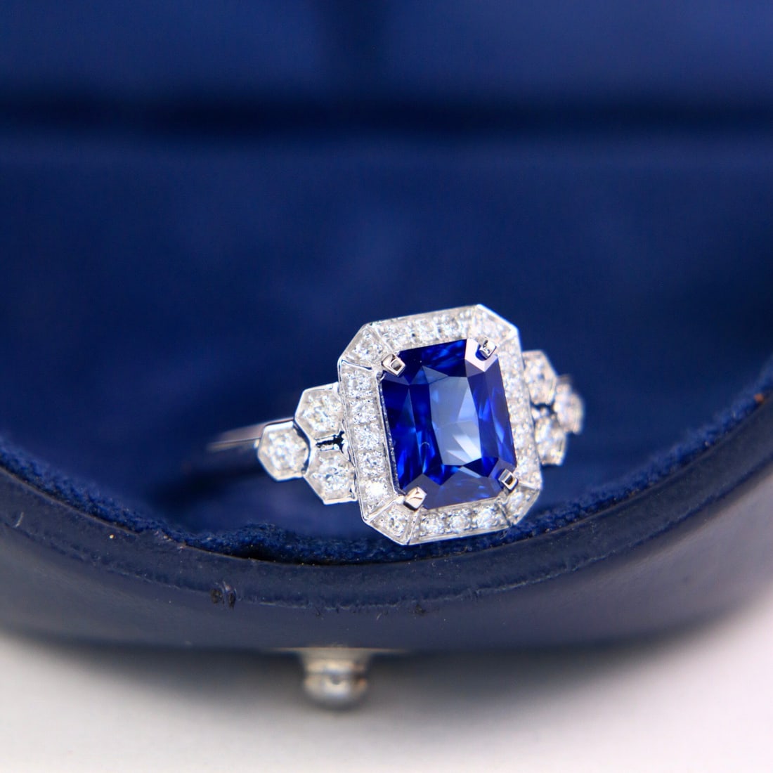 14k Gold 2.43 Ctw Natural Sapphire & Diamond Ring - 2