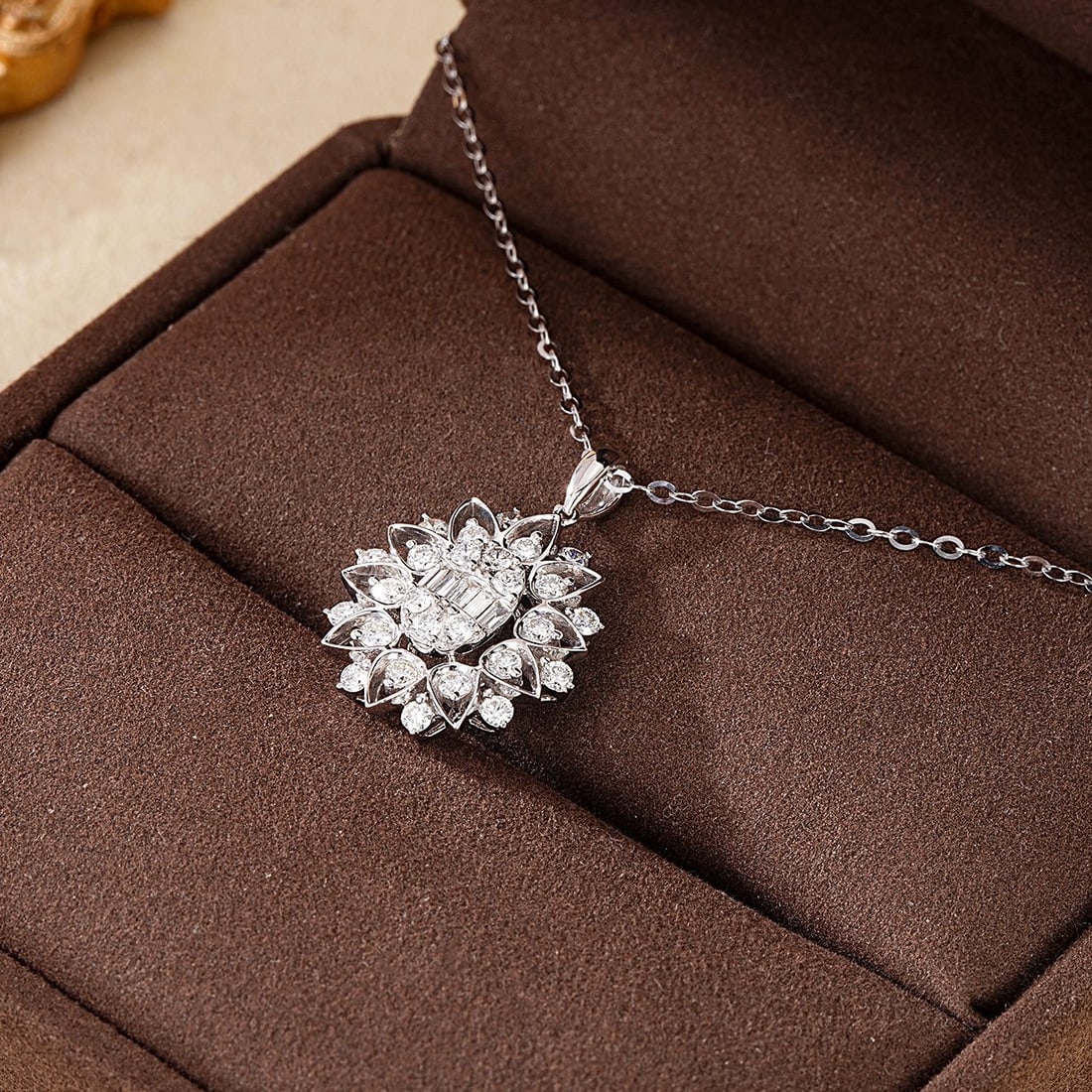14k Gold 0.55 Ctw Natural H Diamond Pendant( Without Chain ) - 2