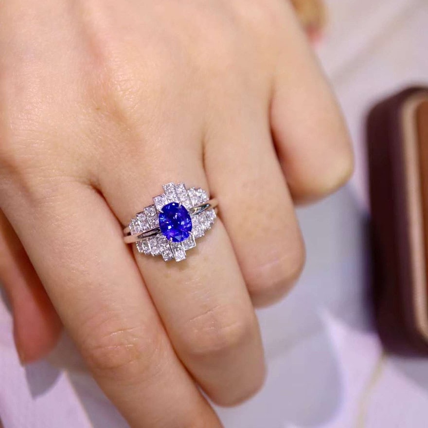 14k Gold 1.89 Ctw Natural Sapphire & Diamond Ring - 4