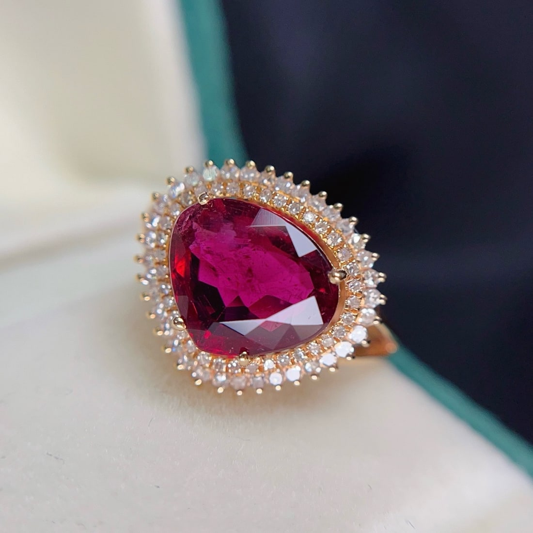 14k Gold 2.55 Ct Natural Tourmaline & Diamond Ring - 3