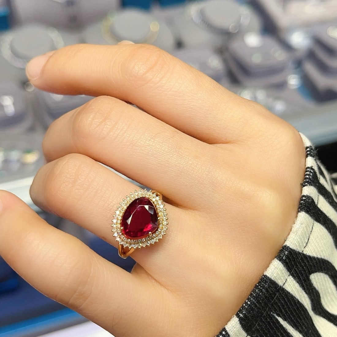 14k Gold 2.55 Ct Natural Tourmaline & Diamond Ring - 6