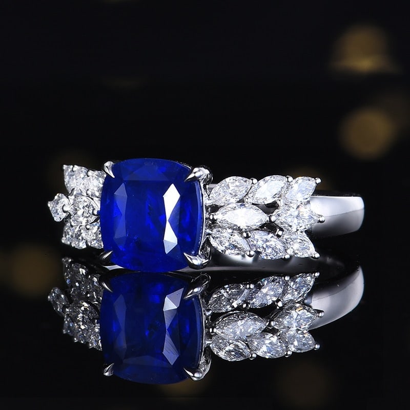 14k Gold 3.21 Ctw Vivid Blue Natural Sapphire & Diamond Ring - 2