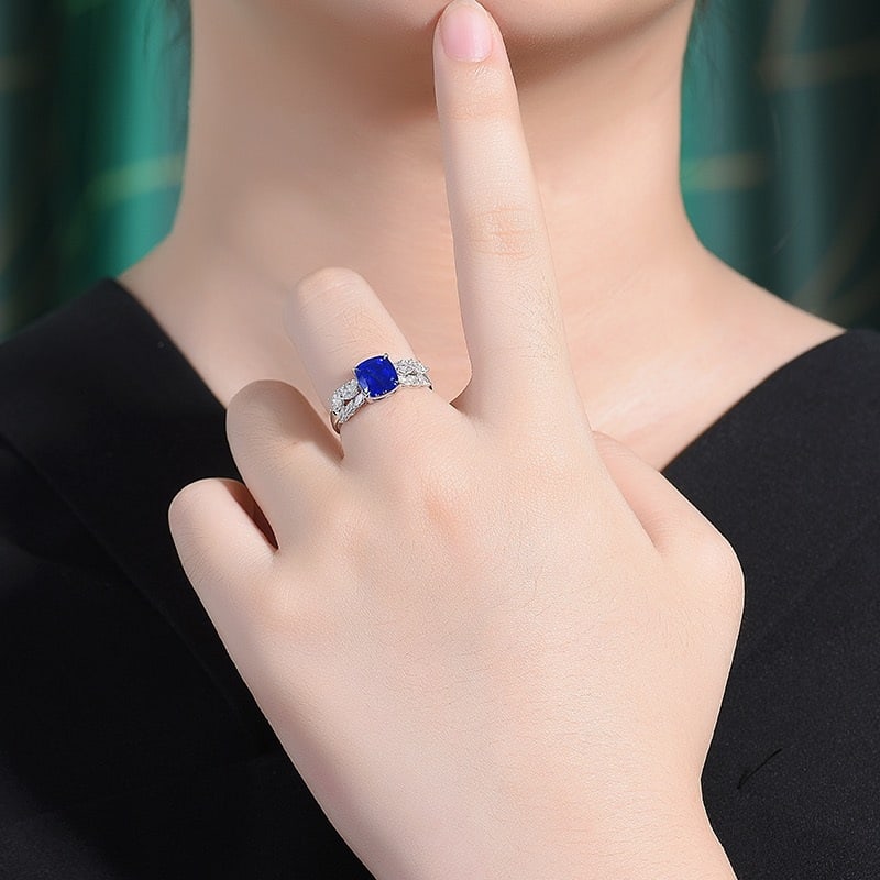 14k Gold 3.21 Ctw Vivid Blue Natural Sapphire & Diamond Ring - 6