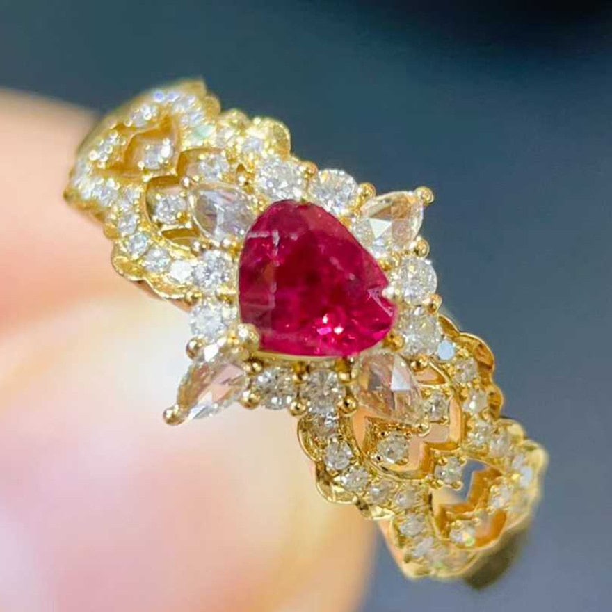 14k Gold 0.87 Ctw Natural Ruby & Diamond Ring: Ref:231104291 // gold content:14k gold // ring size:7. 25us // // main gemstone:ruby // shape:pear // carat weight:0. 6ct // color:red // treatment:natural // // adjacent gemstone 2 : diamond //