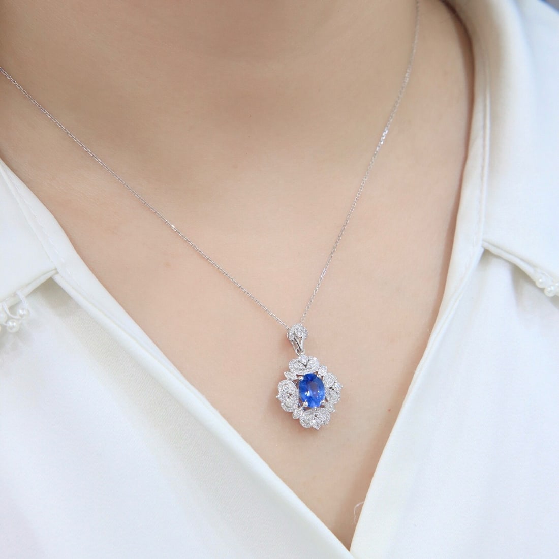 14k Gold 2.04 Ctw Natural Sapphire & Diamond Pendant( Without Chain ) - 8