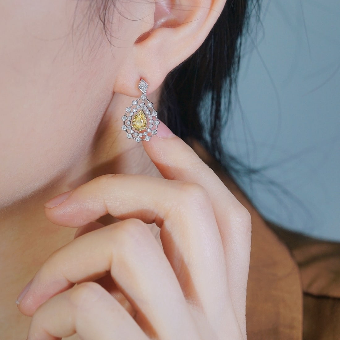 14k Gold 0.7 Ctw Natural Yellow Diamond & Diamond Earrings - 5