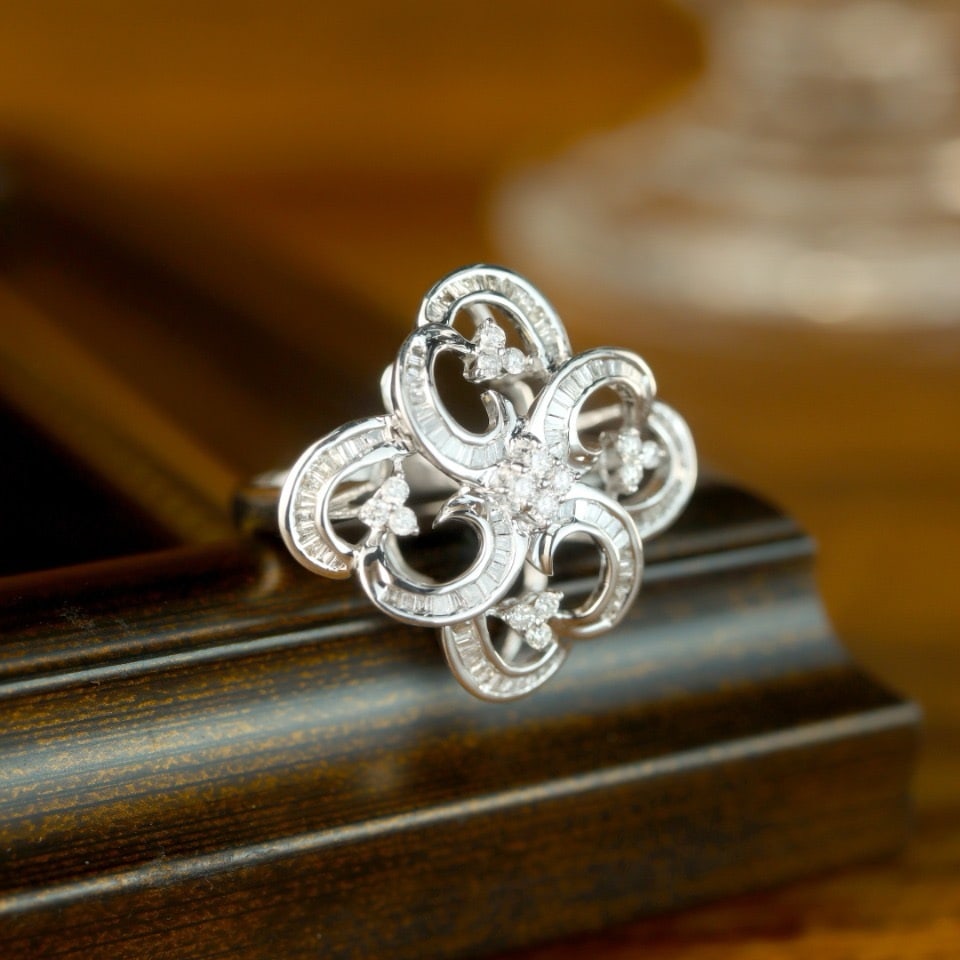 14k Gold 0.90 Ct Natural H Diamond Ring - 2