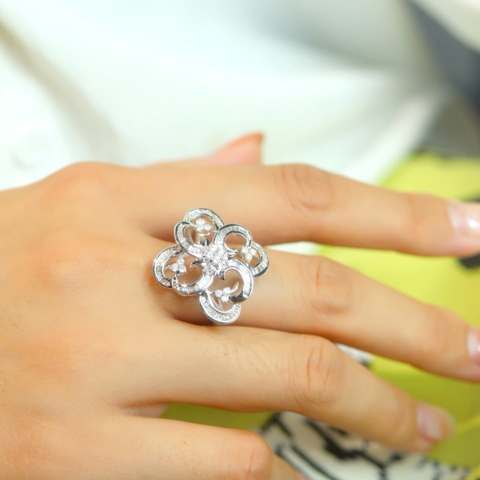 14k Gold 0.90 Ct Natural H Diamond Ring - 5