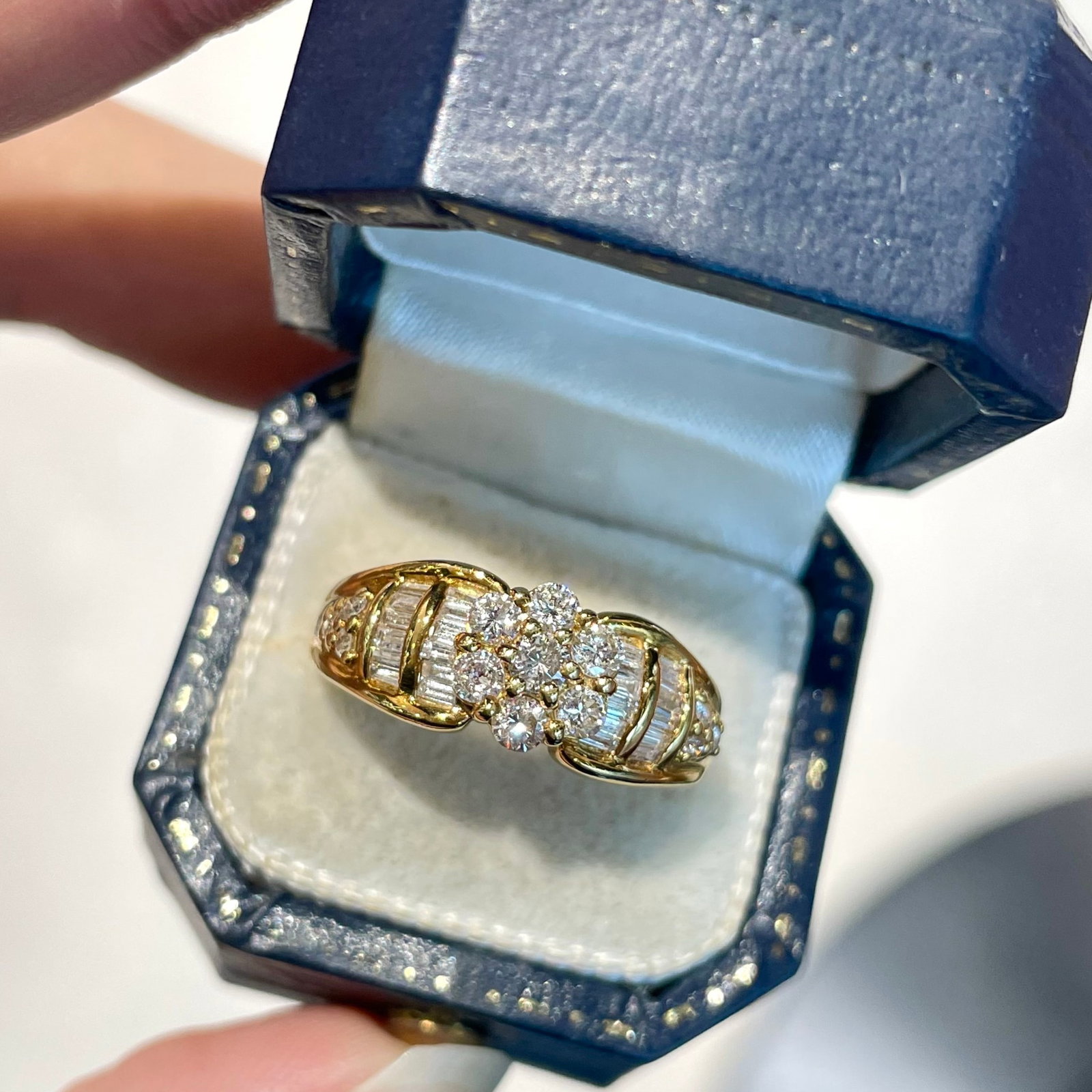14k Gold 0.62 Ct Natural H Diamond Ring - 4