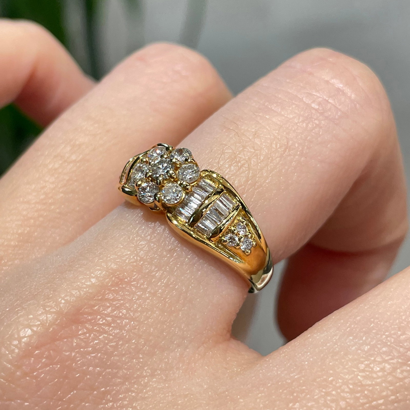 14k Gold 0.62 Ct Natural H Diamond Ring - 5