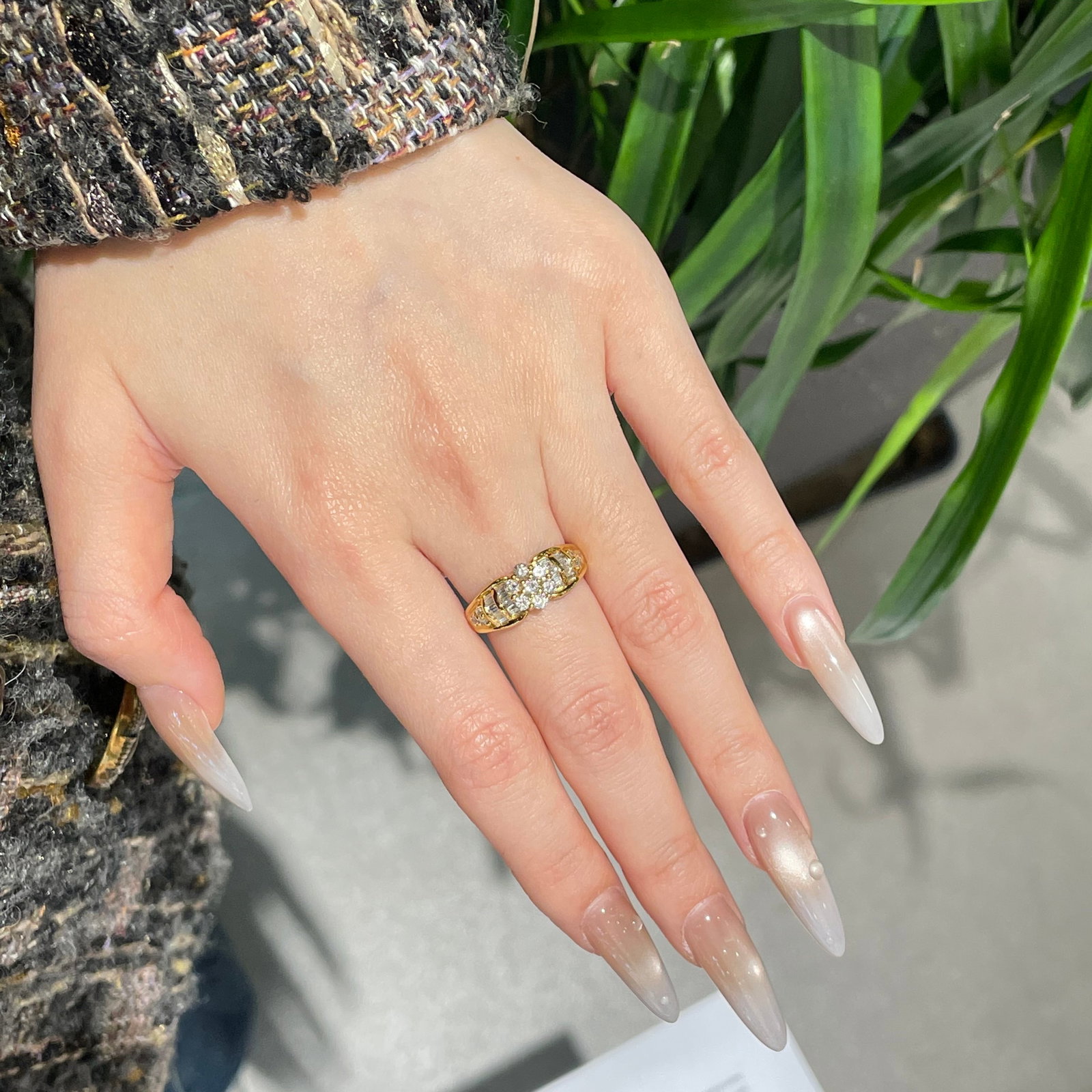 14k Gold 0.62 Ct Natural H Diamond Ring - 8