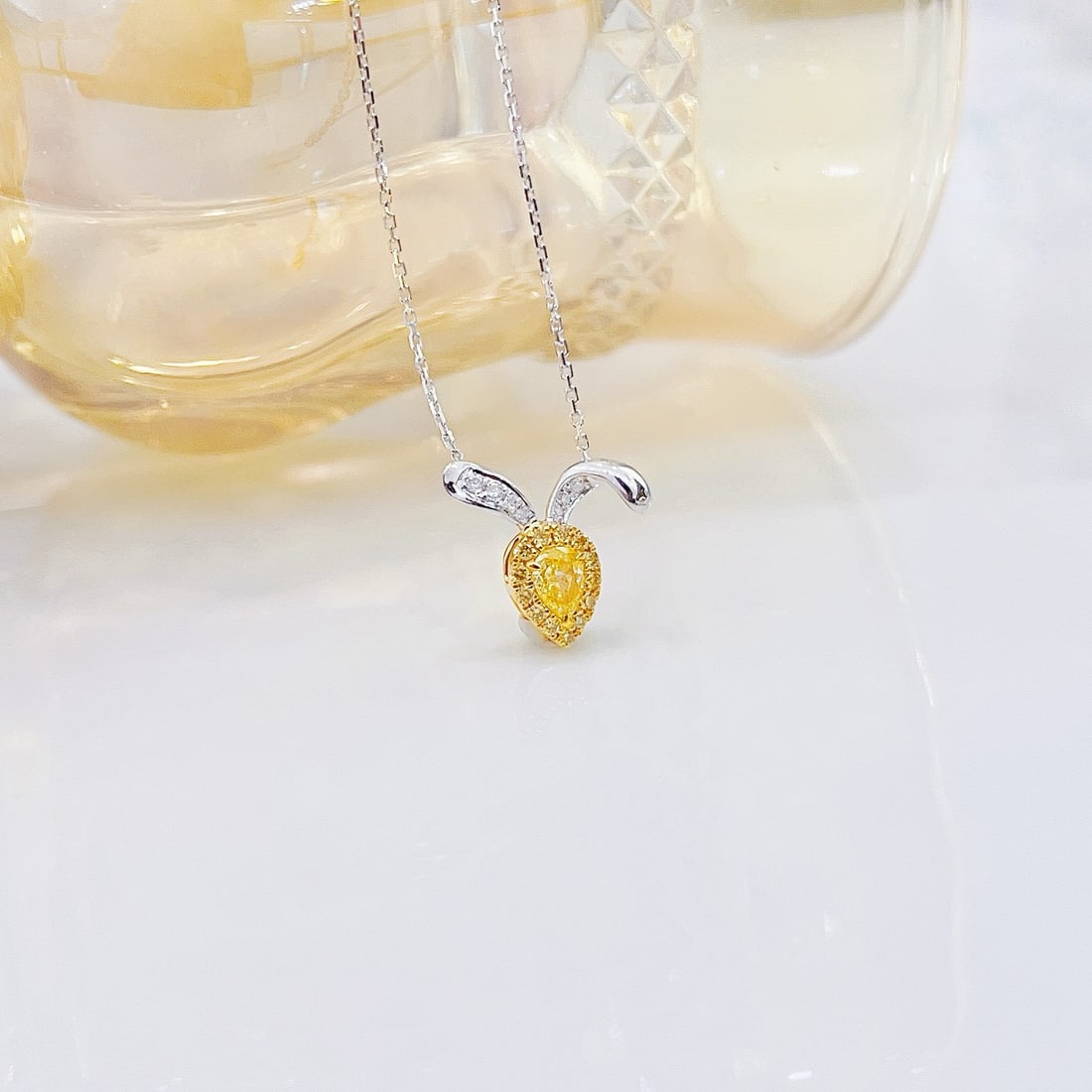 14k Gold 0.28 Ctw Natural Yellow Diamond & Diamond Necklace - 3