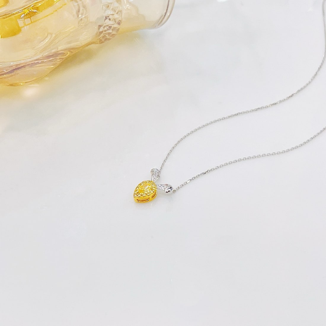 14k Gold 0.28 Ctw Natural Yellow Diamond & Diamond Necklace - 4